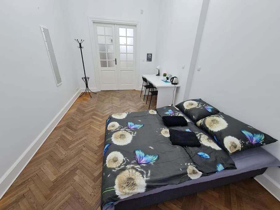 Fantastic - Ns51 Room A Varšava Exteriér fotografie